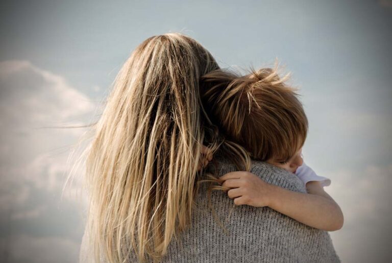 Strategie na zaprzestanie martwienia się: Przyjęcie pozytywnego nastawienia