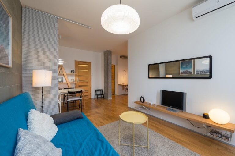 Jak zdjąć klosz z lampy sufitowej w 5 prostych krokach