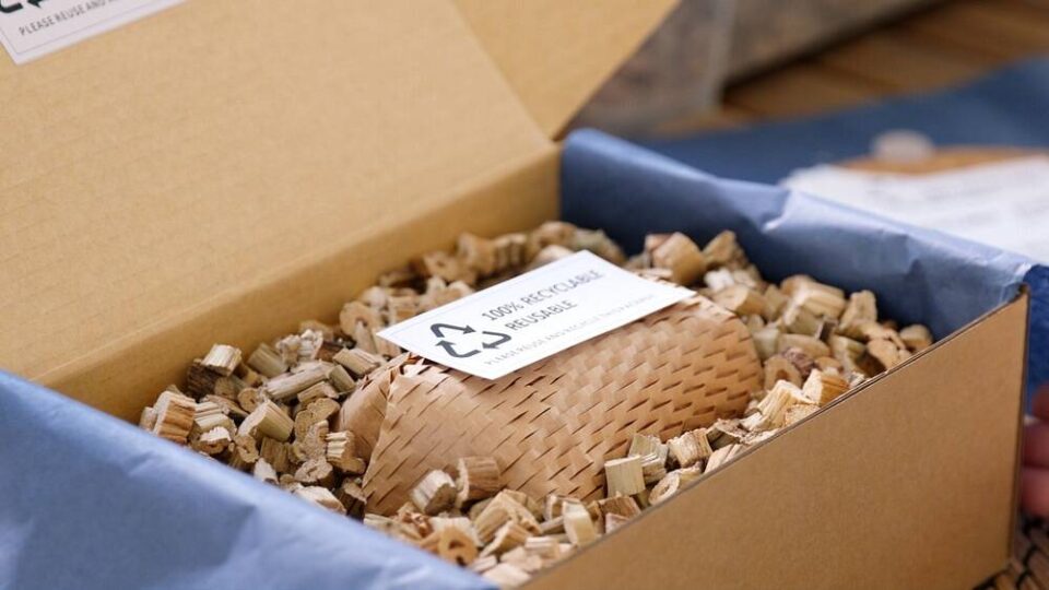 Dlaczego sposób pakowania wpływa na liczbę reklamacji w e-commerce?